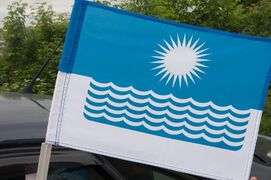 Флаг на машину с кронштейном Геленджик