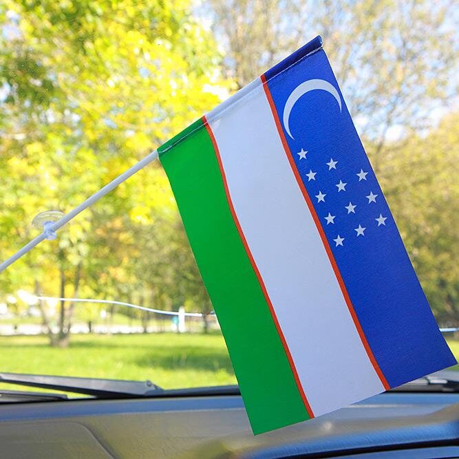 Флажок в машину с присоской Узбекистана