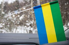 Флажок в машину с присоской Габона