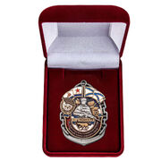 Знак в бархатистом футляре 61-я Киркенесская ОБрМП СФ