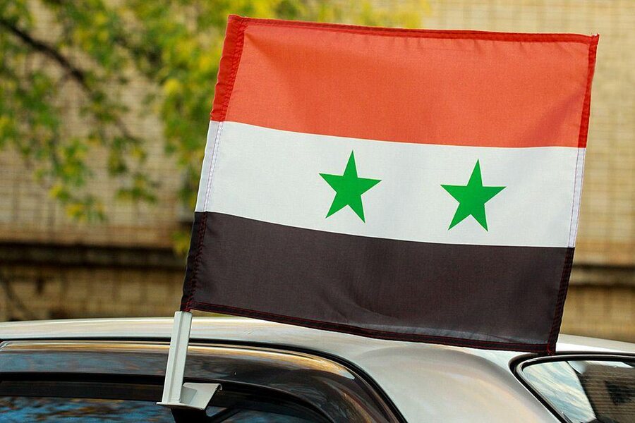 Флаг на машину с кронштейном Сирии Государственный