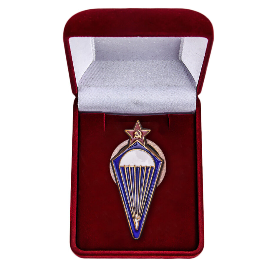 Знак Парашютист 1931 г. в бархатистом футляре копия
