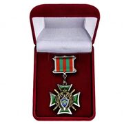 Знак в бархатистом футляре За службу на Кавказе ПС ФСБ