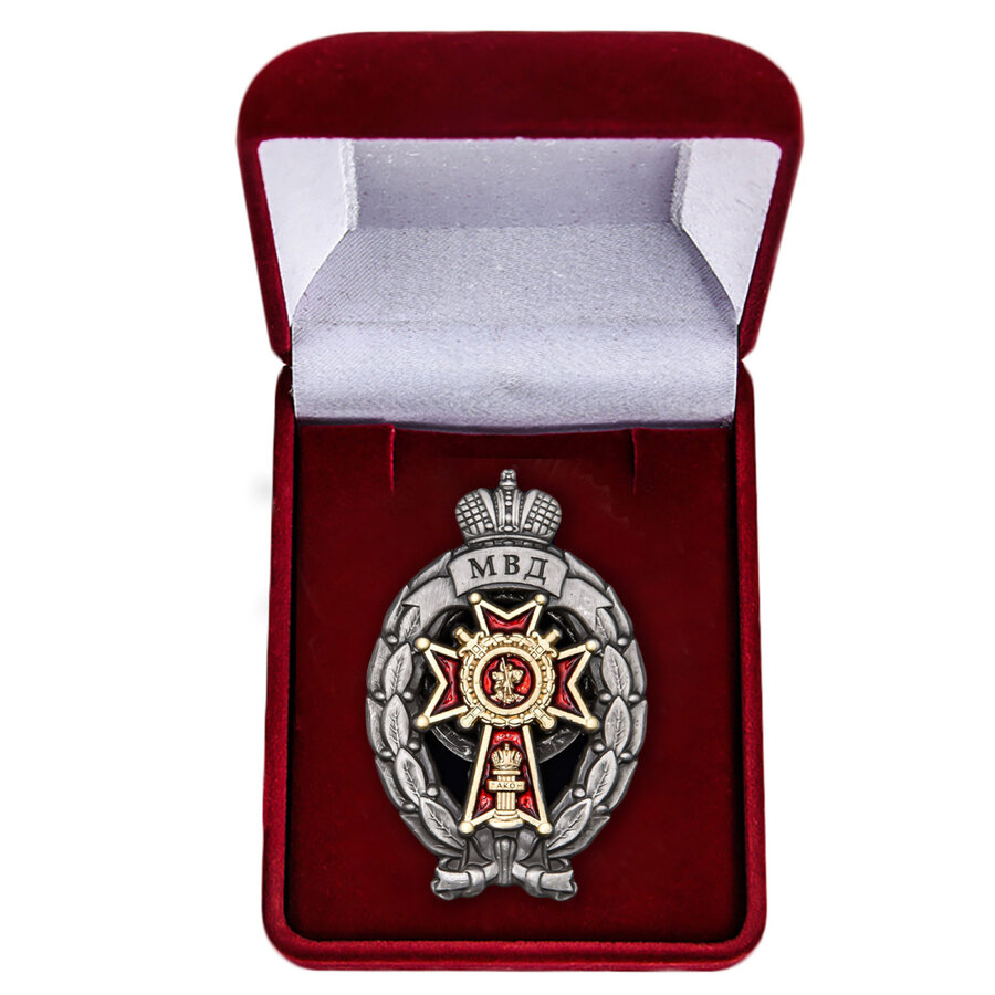 Знак в бархатистом футляре МВД Лучший дознаватель