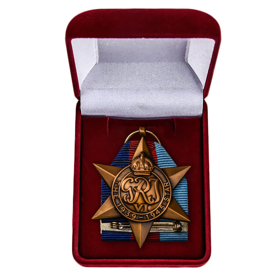 Звезда в бархатистом футляре 1939-1945 (Великобритания)