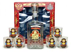 Набор подарочный Russia с матрешками (графин +6 стопок)
