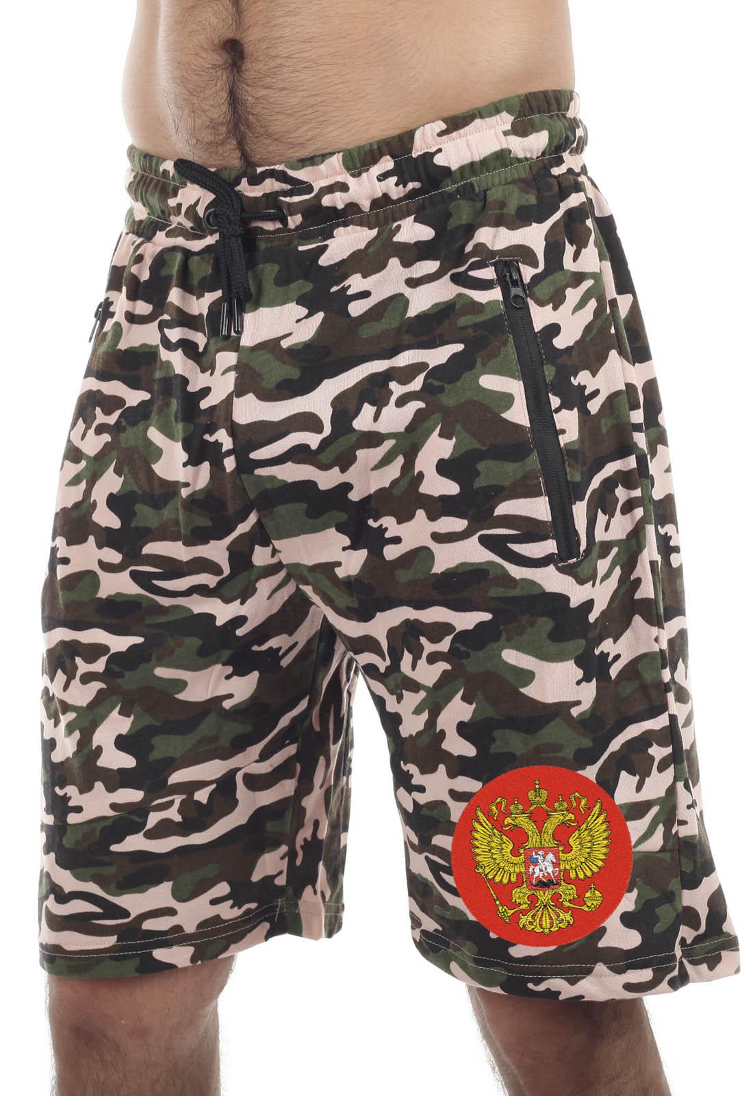 Милитари шорты с шевроном герб России
