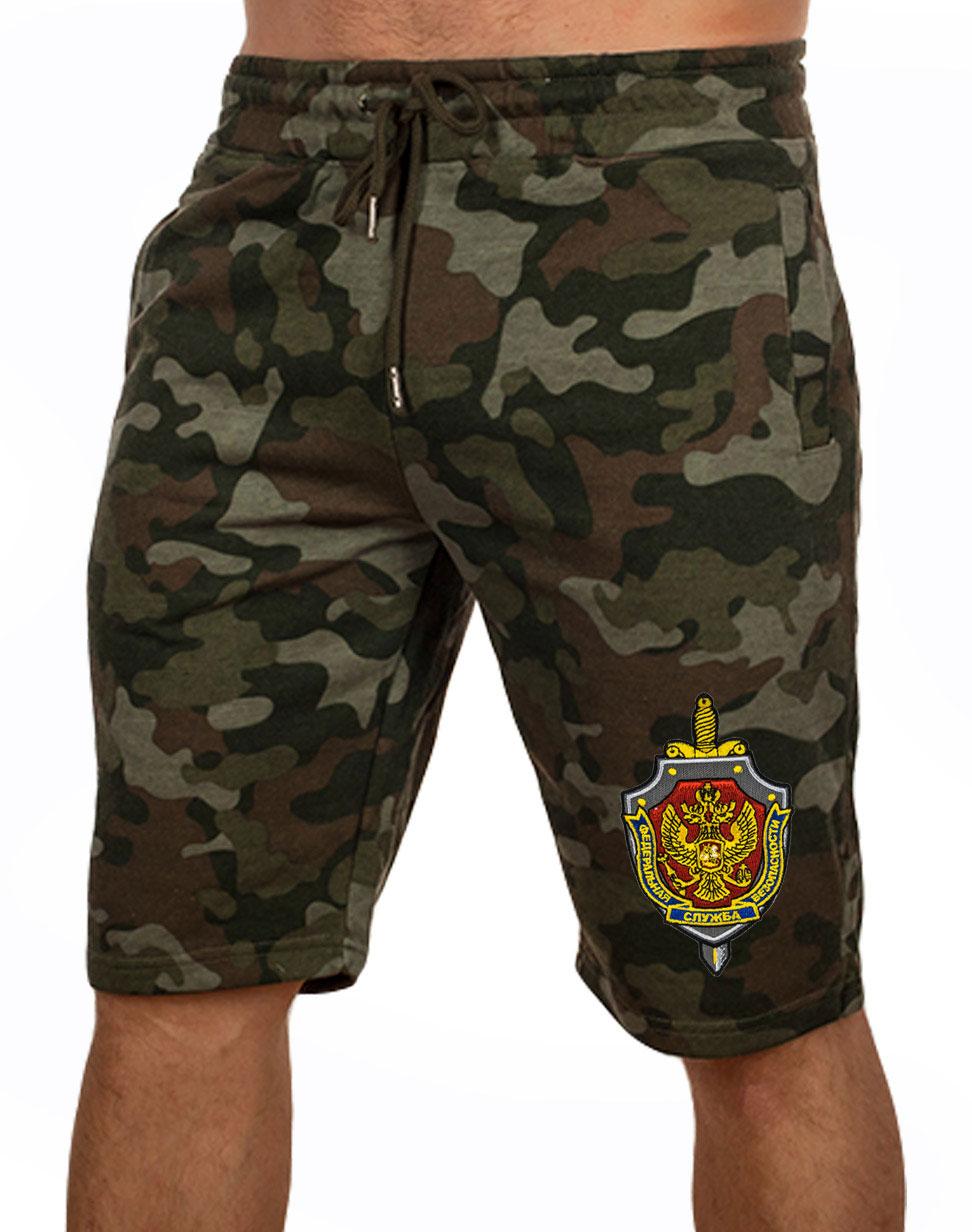 Камуфляжные шорты с нашивкой ФСБ