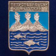 Значок Петропавловск - Камчатского с гербом