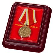 Общественная медаль Защитнику Отечества в наградной коробке с удостоверением в комплекте